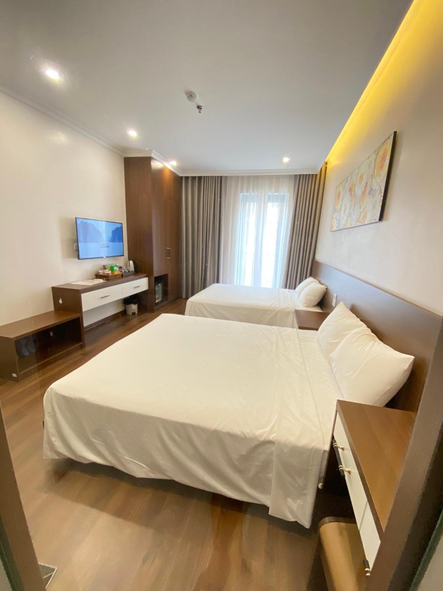 Moonlight Hotel Халонг Экстерьер фото